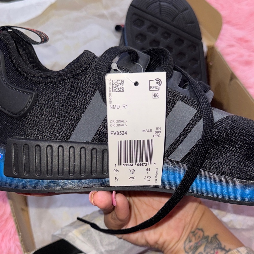 Adidas NMD_R1 J 'Graffiti - Black Bluebird men size 10 - Picture 5 of 6